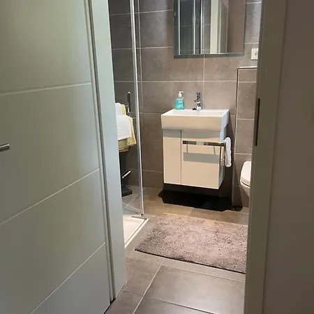 Appartement Ruhige , Ideal Fuer Berufspendler In Nonnengasse 33