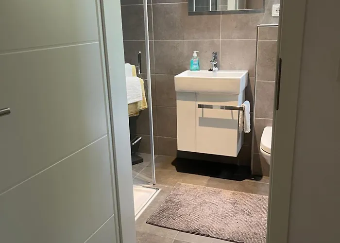 Apartamento Ruhige , Ideal Fuer Berufspendler In Nonnengasse 33