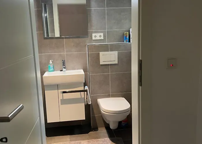 Apartamento Ruhige , Ideal Fuer Berufspendler In Nonnengasse 33 *